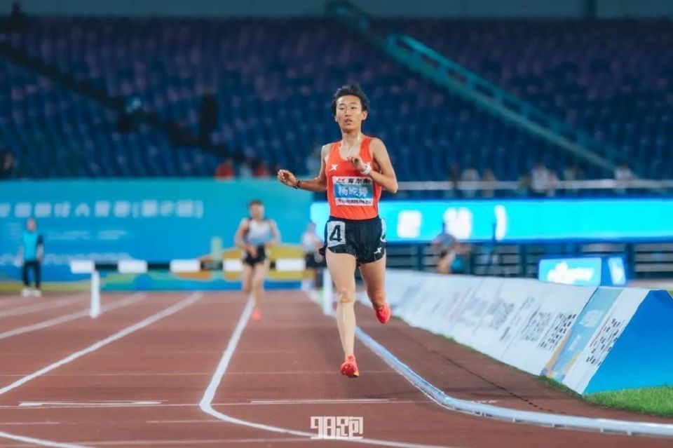 跑视界 | 田径冠军赛杭州站:短跑项目表现突出 15岁标枪小将达标奥运