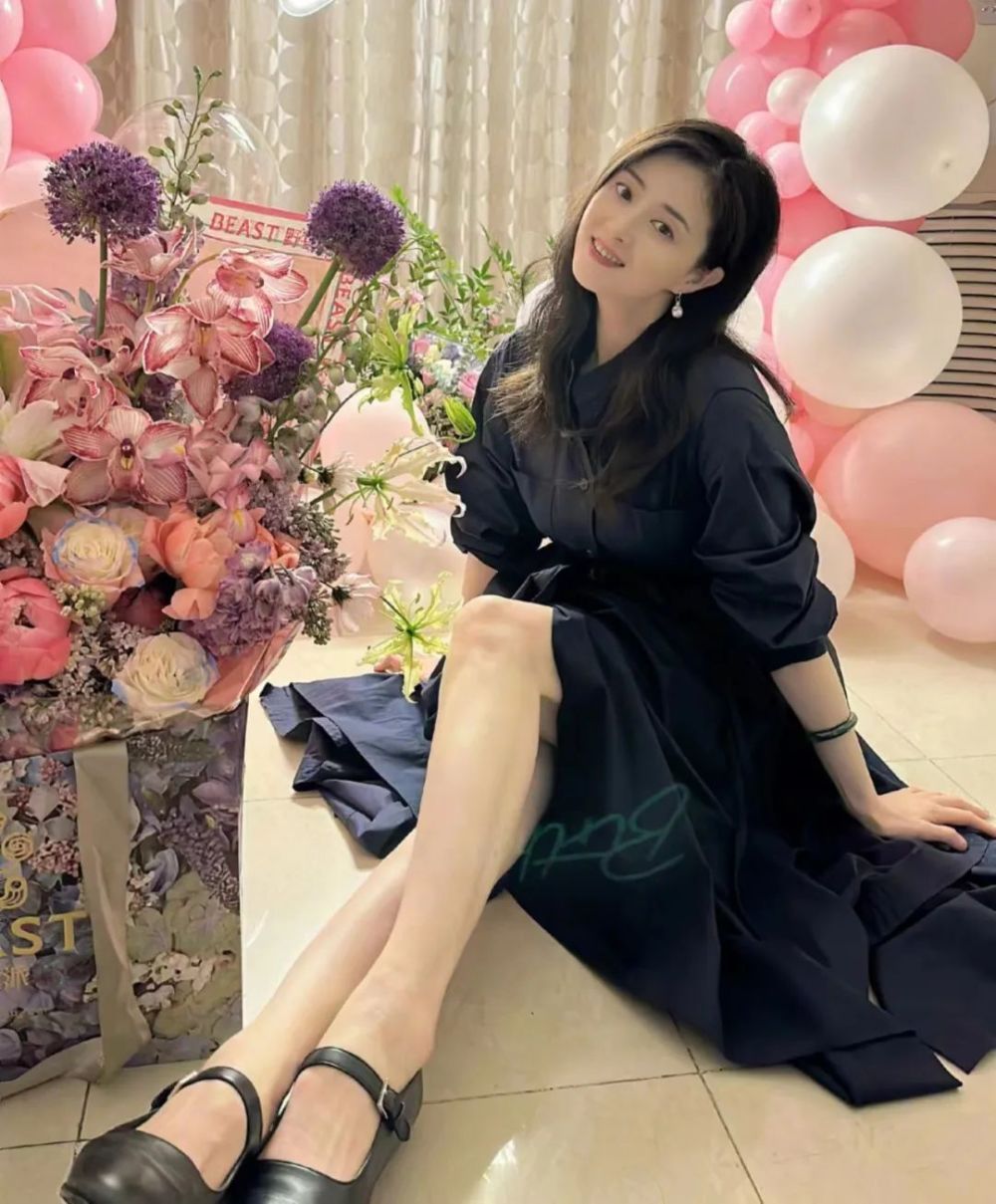 谢楠的脸,金晨的手,罗云熙的腿,让我看到了明星审美的不同_腾讯新闻