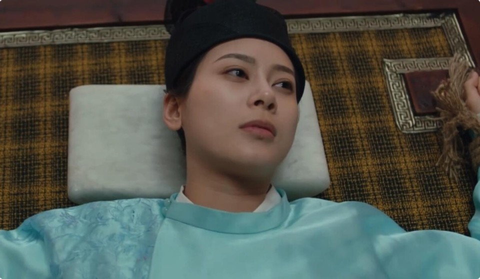 最高境界的"女扮男装",是赵昭仪换成女装后,以为是"男扮女装"