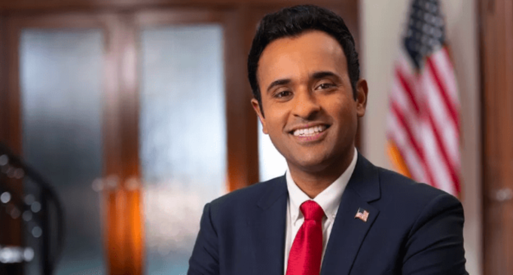 揭秘印裔在美国崛起的"快速通道"!印度人距离当选美总统一步之遥?