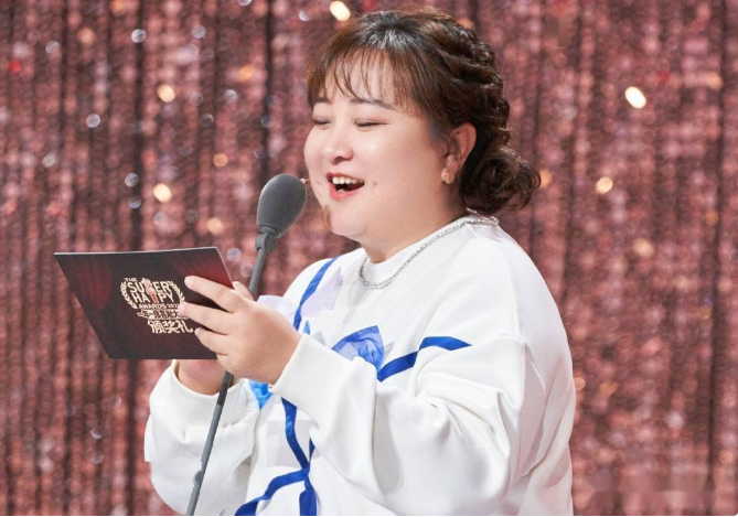 被导演骂像猪,遭姐姐狠踹,减肥成功的贾玲,曾经胖得好"屈辱"_腾讯新闻