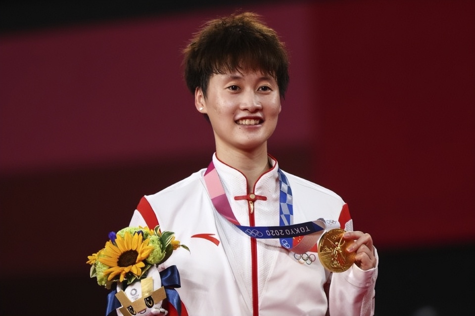 盘点92年至今中国羽毛球单打奥运冠军,7人获9金,仅林丹,张宁成功卫冕