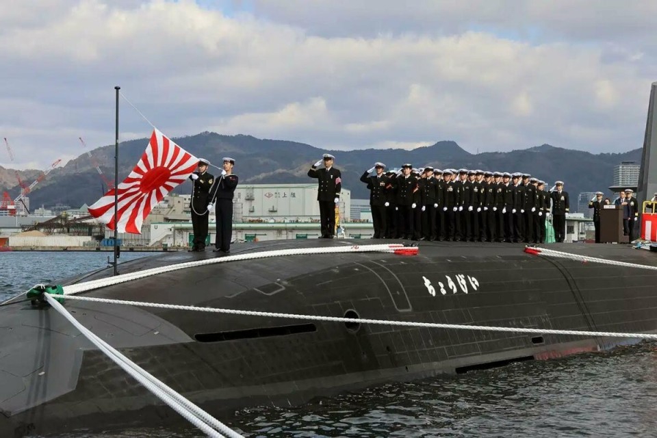 �ձ���5�ҡ��󾨡���Ǳͧ��ʽ����