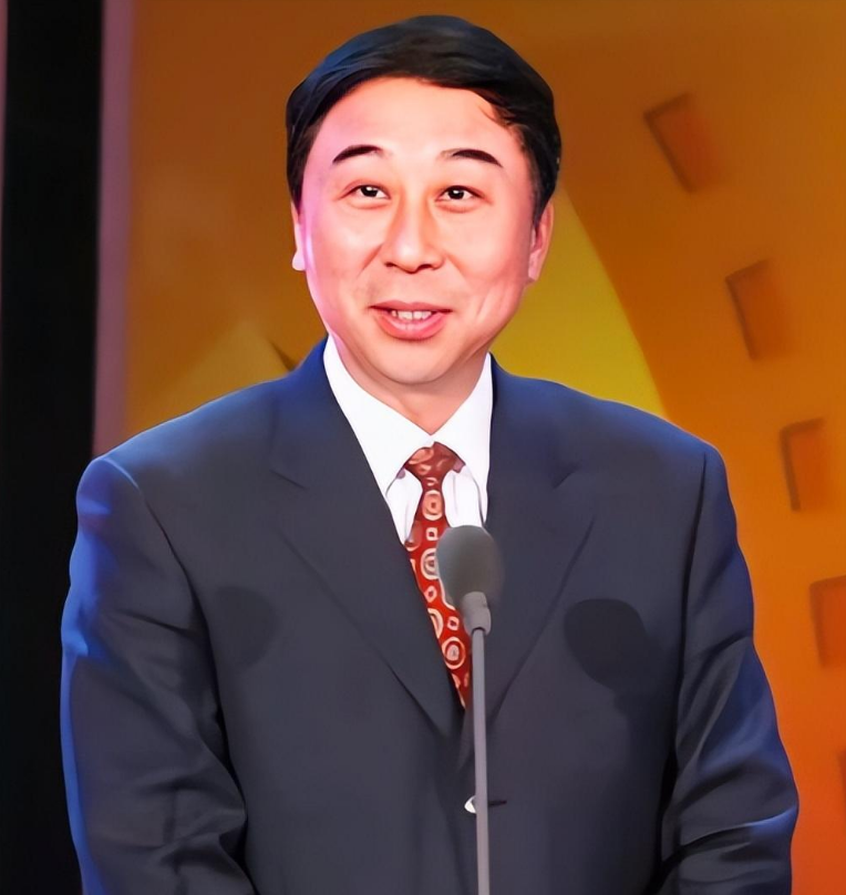 冯巩,赵本山等人的"消失",是春晚的悲哀,难怪现在春晚