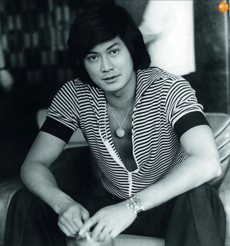 2011年,邓光荣葬礼上——影坛大佬最后的排面_腾讯新闻