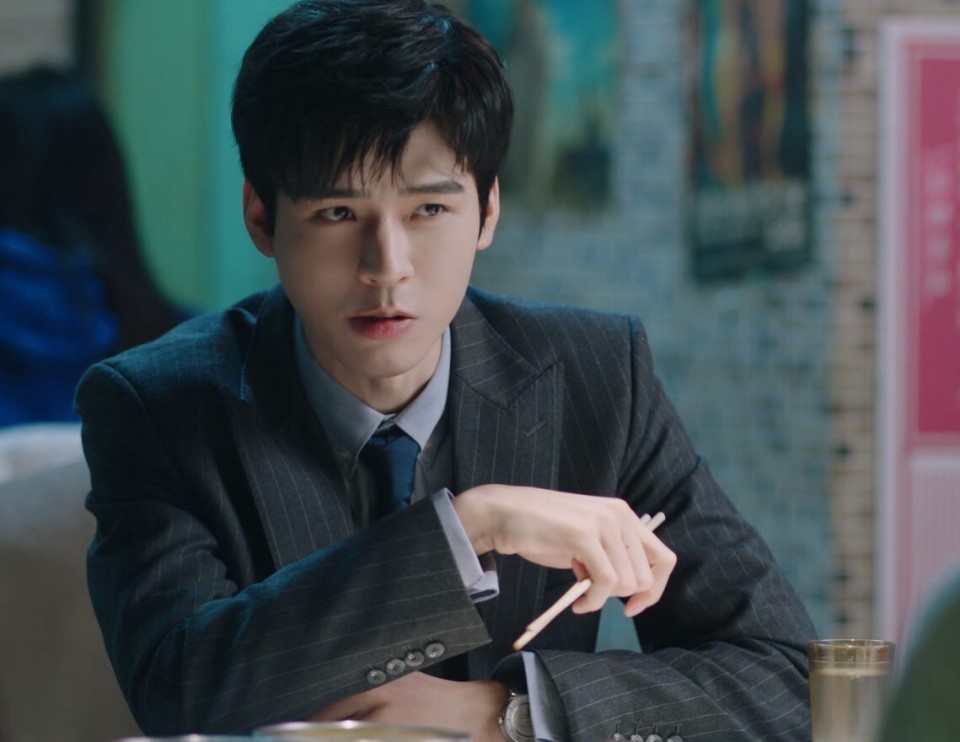 龚俊被官媒点名,不是夸是批评,言辞直戳粉丝肺管子_腾讯新闻