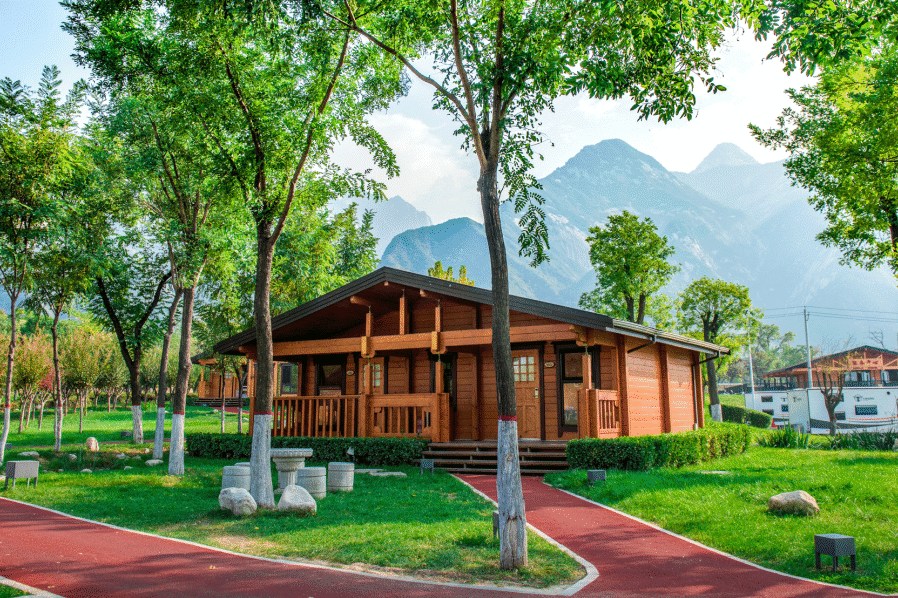 探访中国自驾游营地:全国最好的57个房车营地揭秘