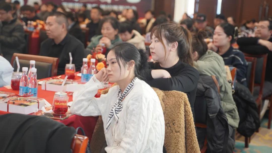 “熱血鑄軍魂 聚力創未來”——渭南軍事博覽園2025年年會暨2026年產品推介會成功舉辦 - 