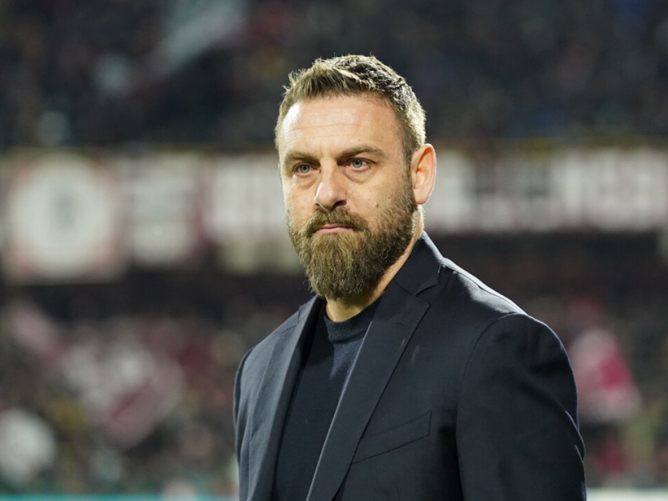 一场21新帅德罗西神了接任穆里尼奥两连胜冲击欧冠区