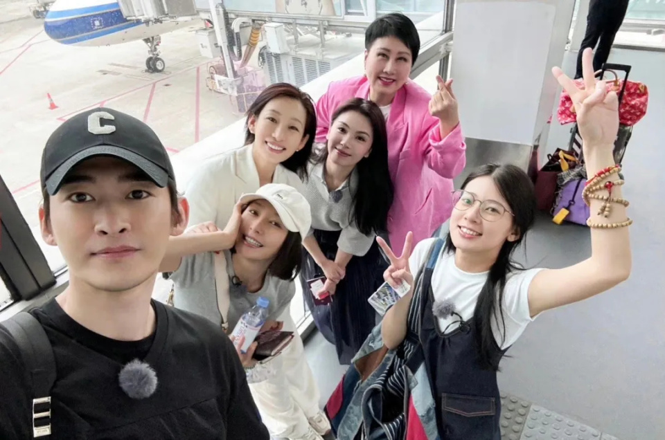 正如此次节目男”晏"老友记",邀请了第一季的刘涛