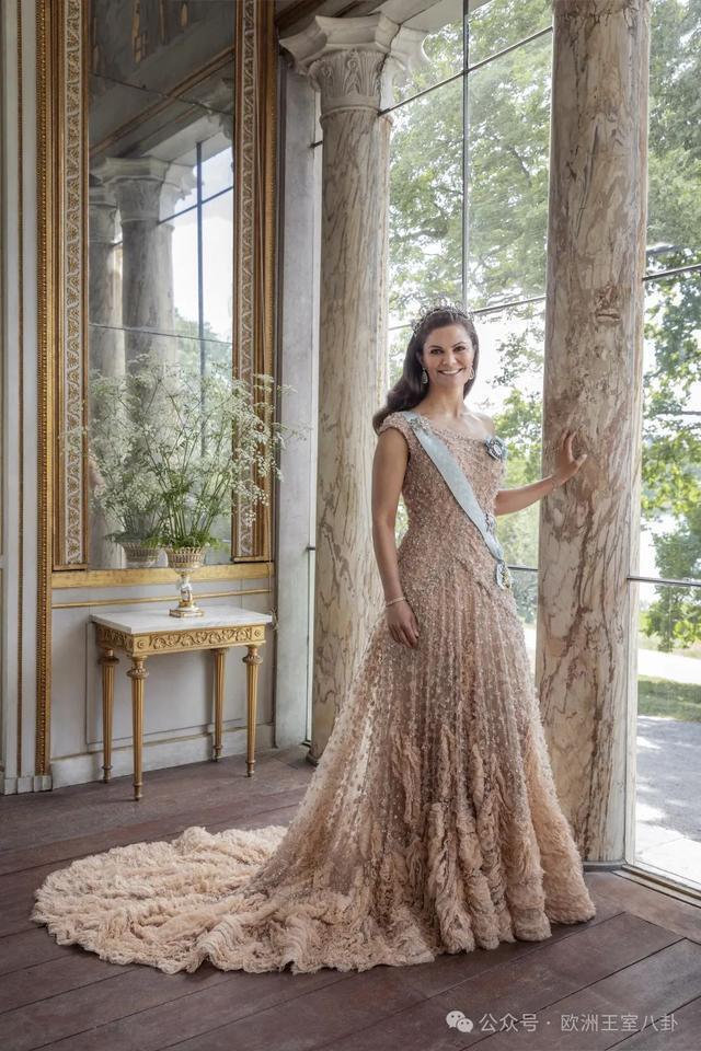 如何优雅地变成个闪耀的灯球?