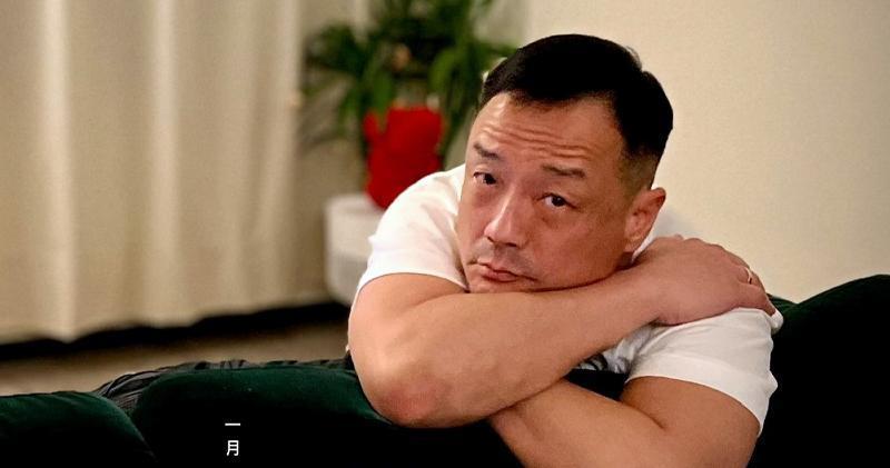 知名港星自曝遭侵犯后被跟踪，声称没钱没地方住已山穷水尽，害怕被陷害入狱_腾讯新闻