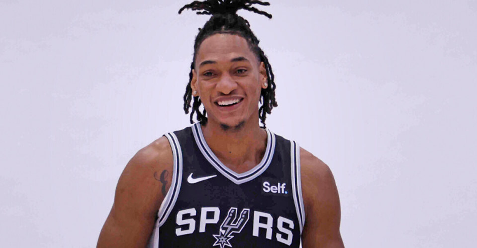 北京时间10月3日,据著名记者woj报道,马刺后卫德文-瓦塞尔已经同意和