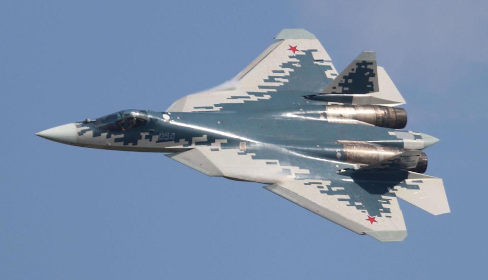 全球五代机产量对比，F35交付超1000架，歼20是苏57的30倍_腾讯新闻