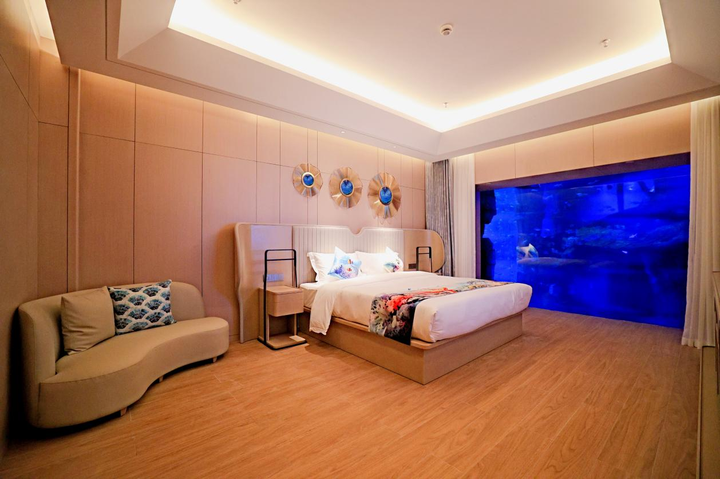 鹈鹕酒店的海洋客房共29间,面积从60多平方米到170平方米不等.