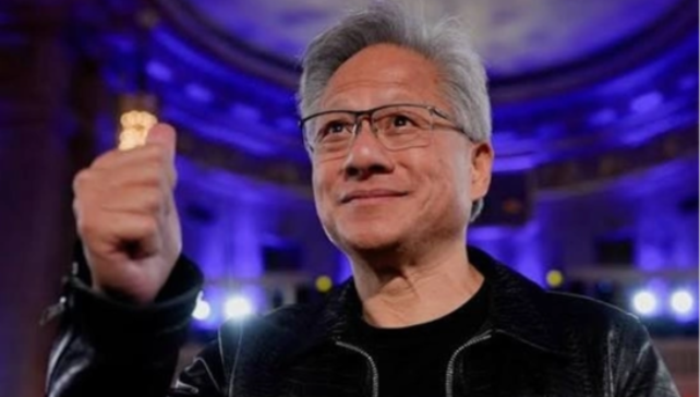 黄仁勋：本轮AI基础设施建设周期将以数十年计