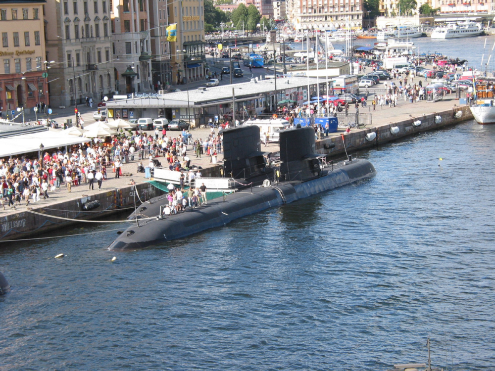 瑞典海军南曼兰号潜艇重新下水 耗资4100万欧元 延长潜艇使用寿命