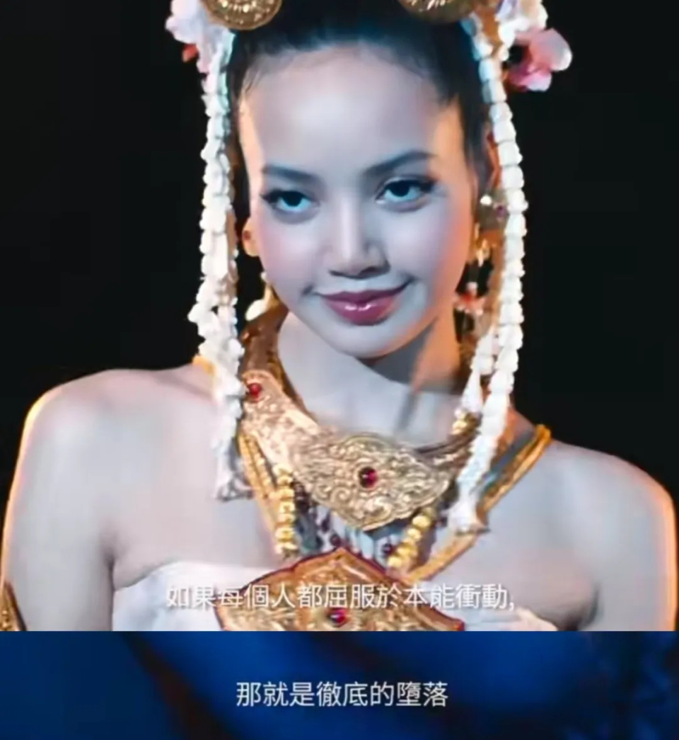 Lisa参演美剧最新造型曝光，没了刘海泰味十足，还被安排扮演舞娘_腾讯新闻