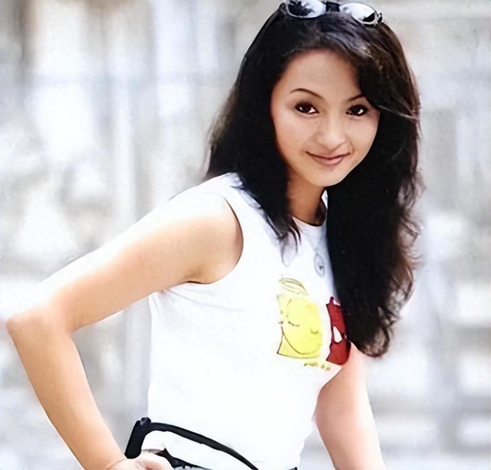 苦命的刘丹:27岁去世,父亲殉职,哥哥离世,萧剑为她扫墓多年