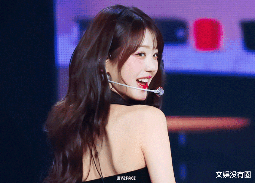 在2018年以女团izone成员身份正式出道,在izone解散后,张元英于2021年