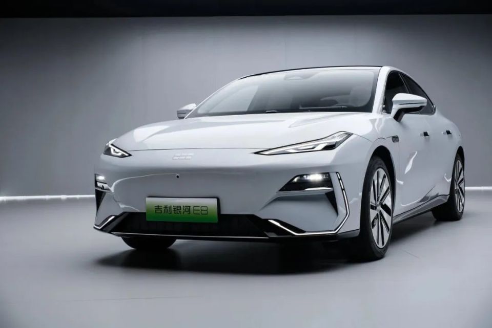 为什么买新能源车,我会首推吉利银河?_腾讯新闻