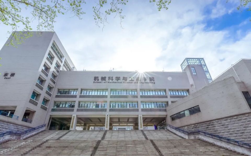 清华出发，剑桥归来，他28岁回国任教授！_腾讯新闻