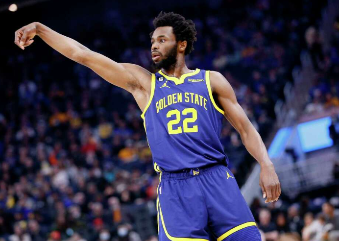 李凯尔是14年30号秀,当时前五顺位是谁?一人单季包揽得分王 mvp