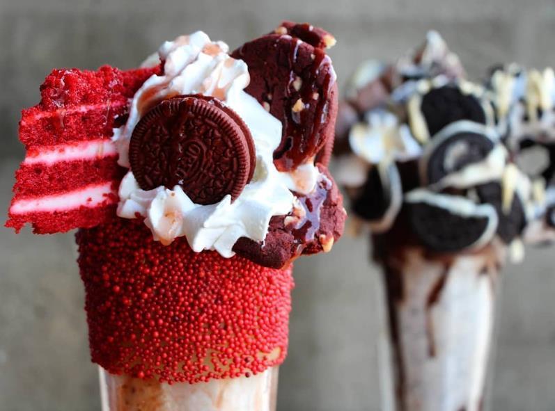 以色列餐厅出了个马桶装巧克力冰激凌,这吃得下去嘛?