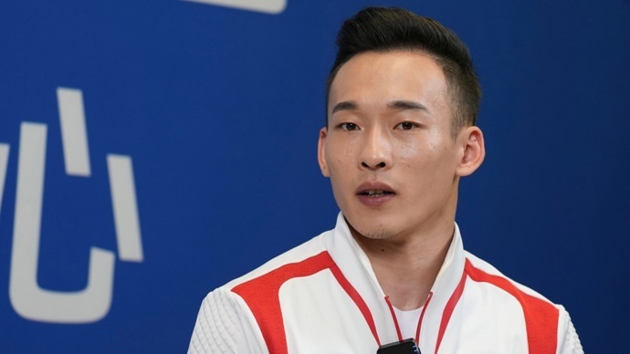 肖若腾人民日报撰文:永远不要放弃拼搏