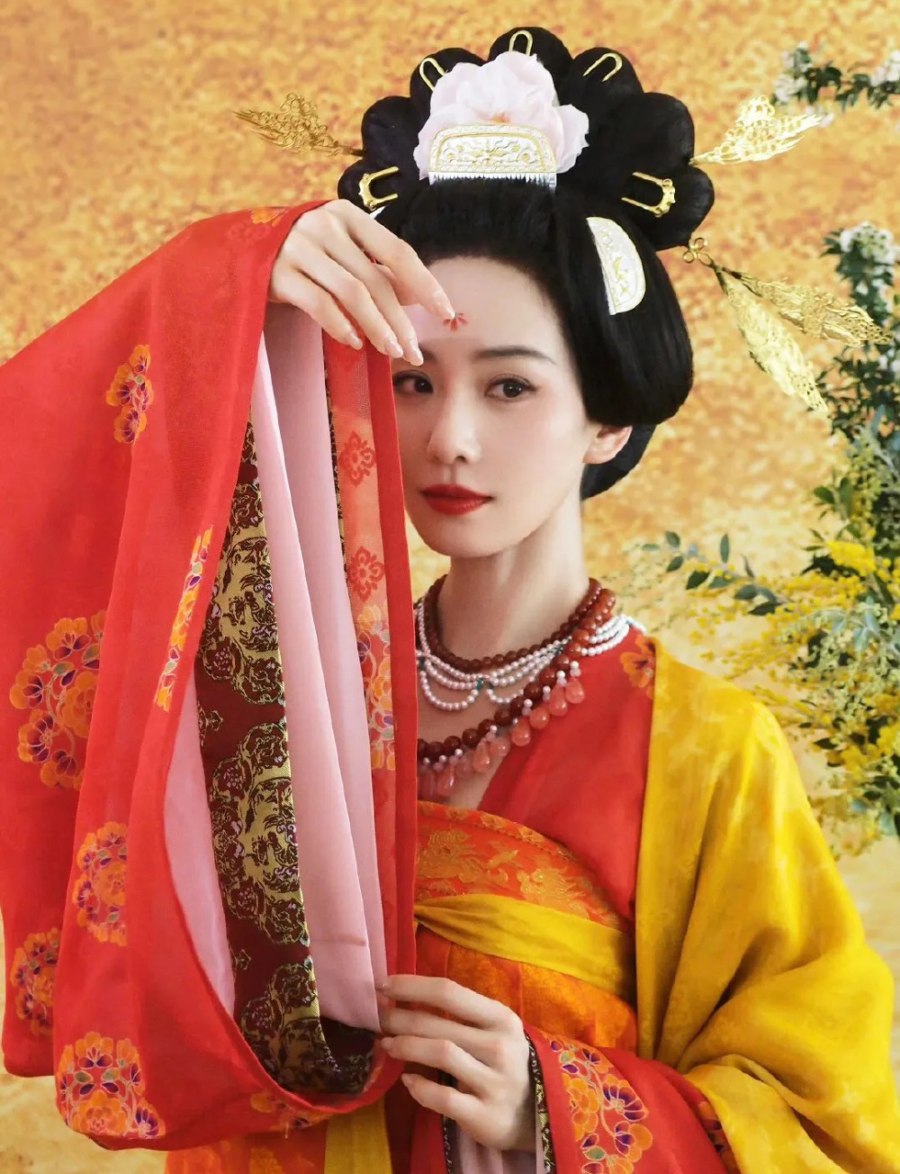 刘诗诗首部古装悬疑剧官宣搭档窦骁制作班底靠谱的原创剧本引期待