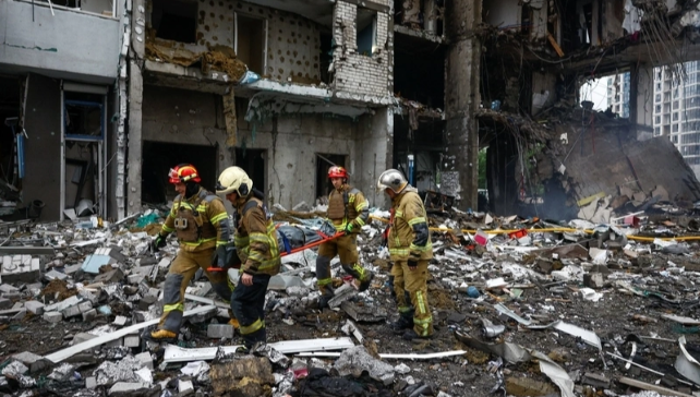 乌克兰首都基辅遭俄罗斯空袭，已致9人死亡