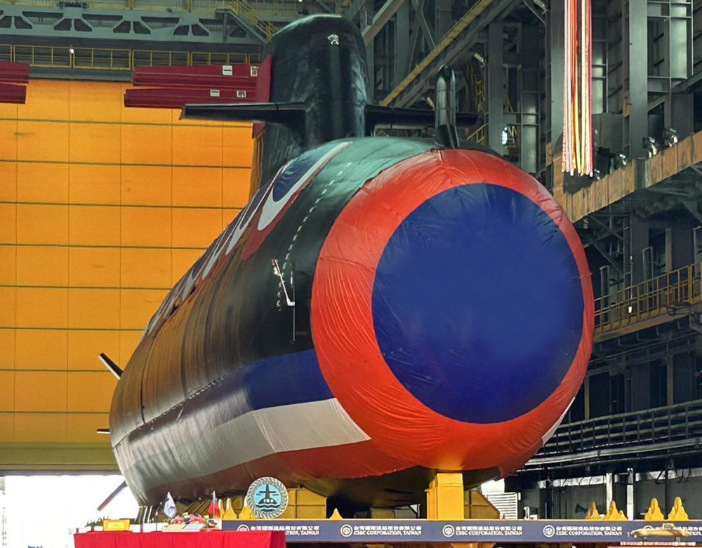 海鲲号在此之前他们只有海狮号,海豹号,海龙号,海虎号总计4艘常规动力