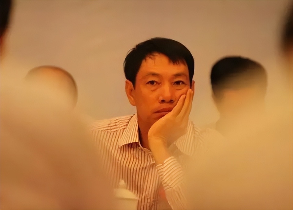 紫金矿业市值超3千亿,陈发树成大输家_腾讯新闻
