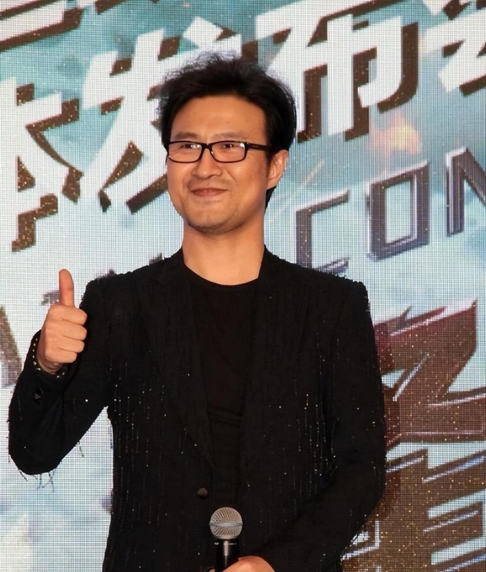 54岁“拥有”过5个女人，汪峰最大魅力，可能就连男人都扛不住！_腾讯新闻