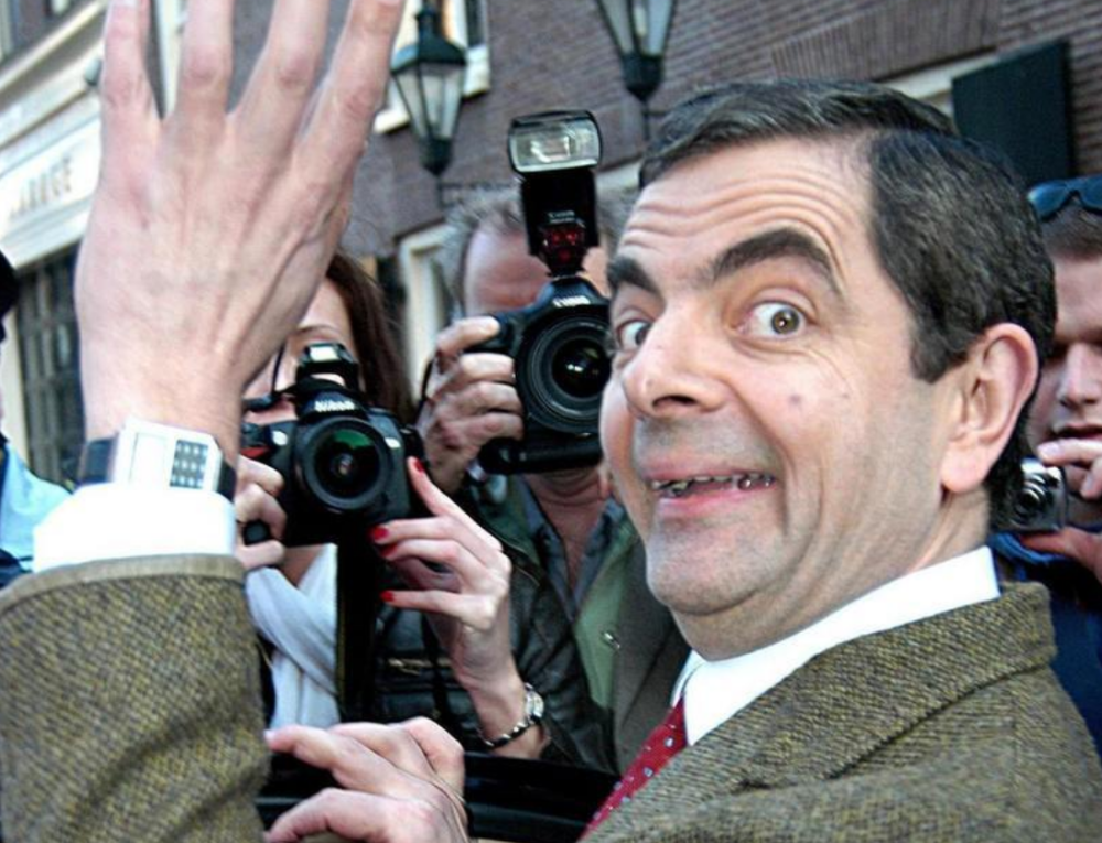 "憨豆先生"罗温艾金森的传奇人生:是喜剧演员,也是牛津博士_腾讯新闻