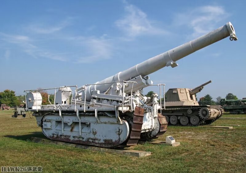 法国圣沙蒙194mm自行火炮 配备通用履带底盘 超越时代的设计理念-腾讯