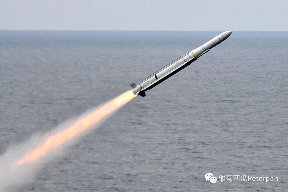 055带448枚导弹？055不是近程防空舰 也不是所有导弹都能“一坑四弹”_腾讯新闻