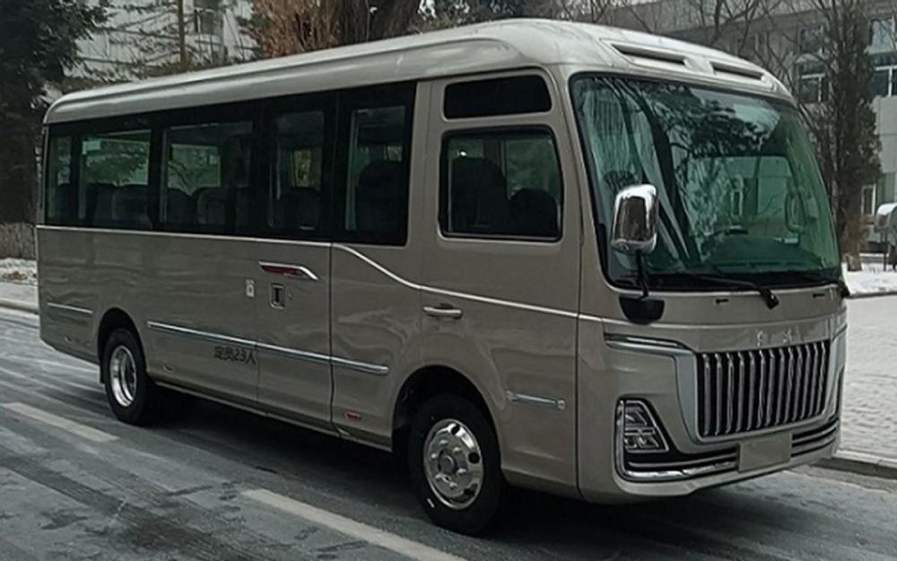 因为小花从前方了解到,一汽红旗已经正式进军商务车领域,而它的首个