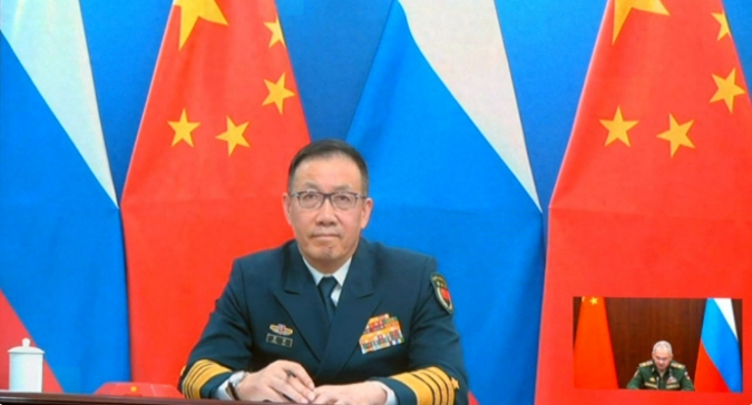 新国防防长董军,第一个电话打给了俄罗斯,绍伊古:无条件执行_腾讯新闻