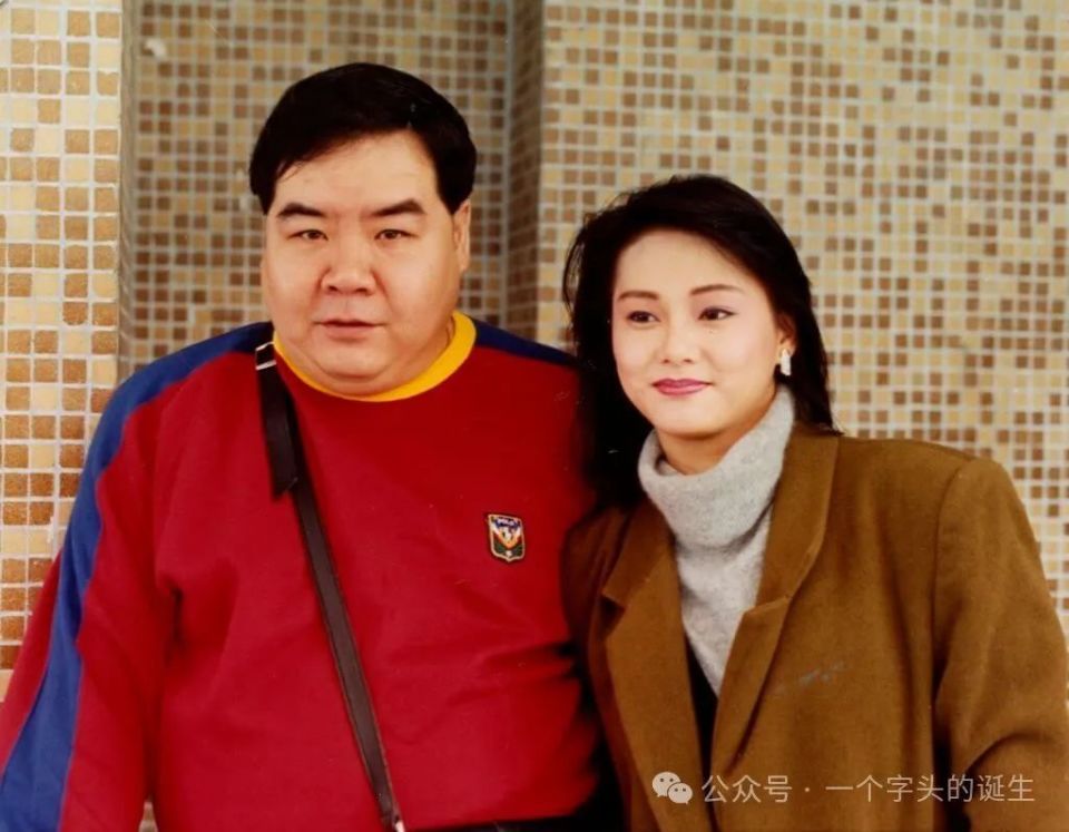 73岁郑则仕回顾演艺生涯,如今与儿子儿媳同住,女儿嫁去上海