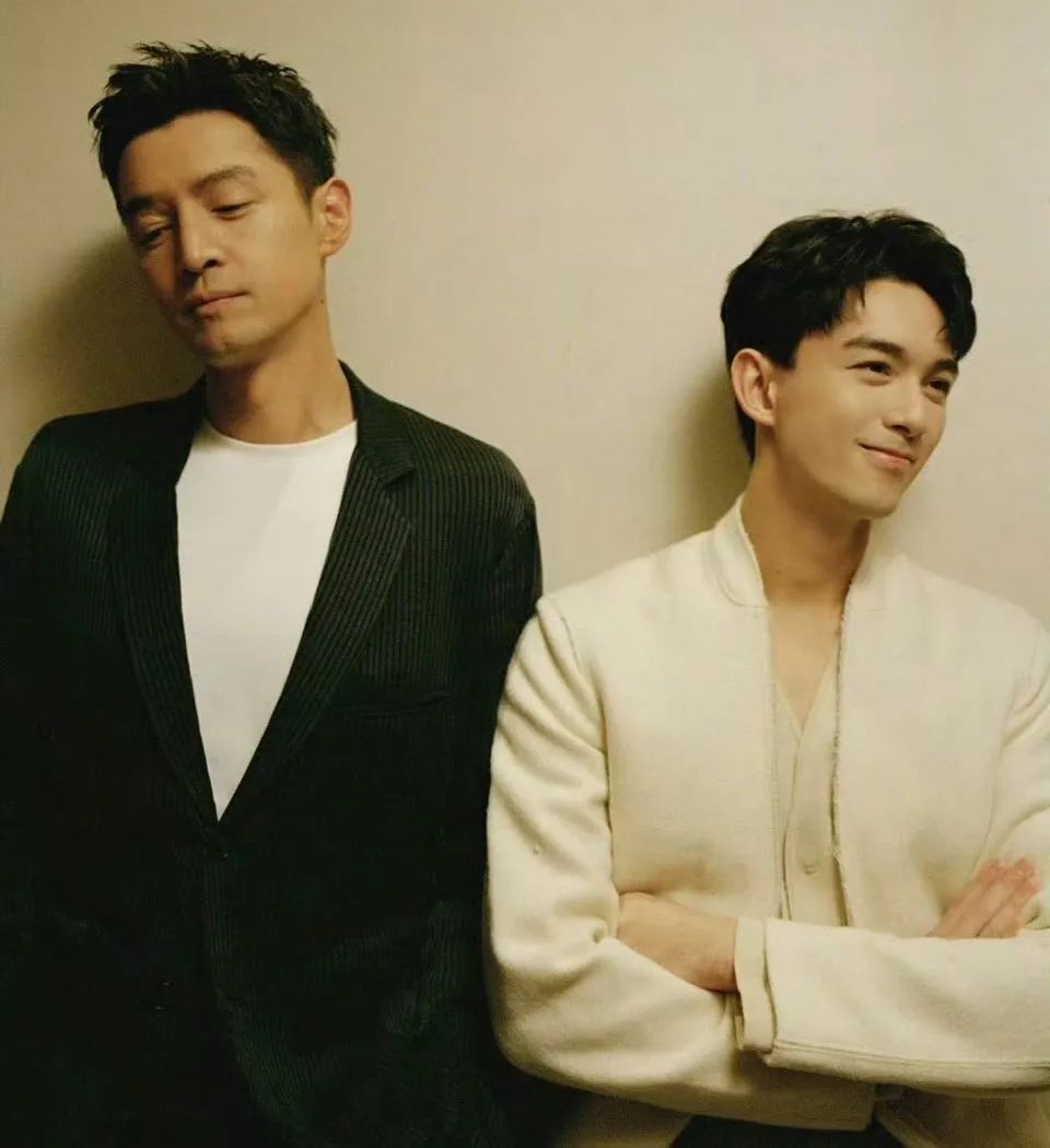 吴磊被质疑谈恋爱了!自曝对现状很满意:和爱人家人在一起_腾讯新闻