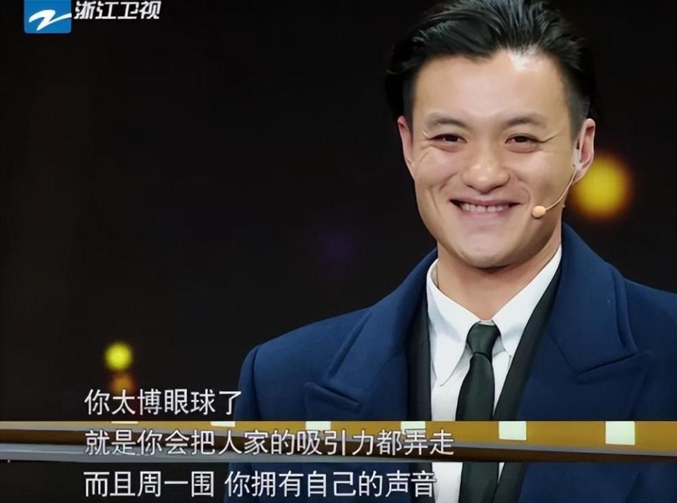 周一围为何突然不“红”了？看看他干过的事，就不足为奇了！_腾讯新闻