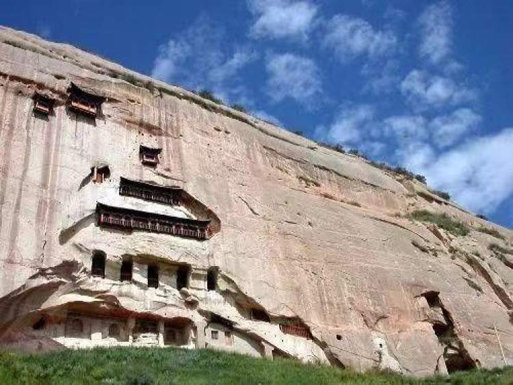 战友结伴 五人同游马蹄寺 七彩丹霞_腾讯新闻