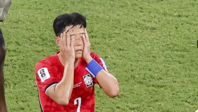 终于拔管！韩国正式宣告世界杯小组出局，煎熬3天等待：连收7个噩耗