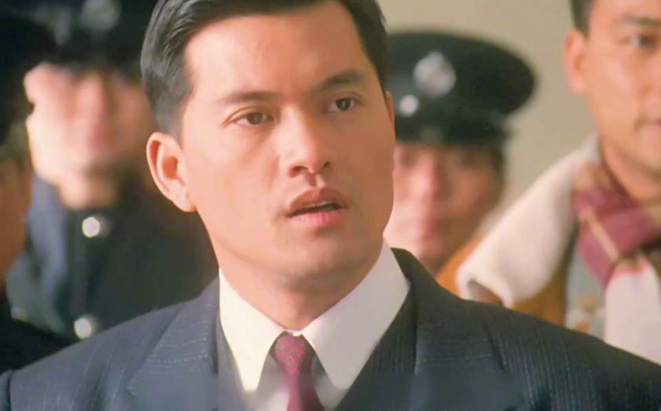 32年后,再看吕良伟现任妻子杨小娟,才懂她和周海媚谁更"精明"_腾讯