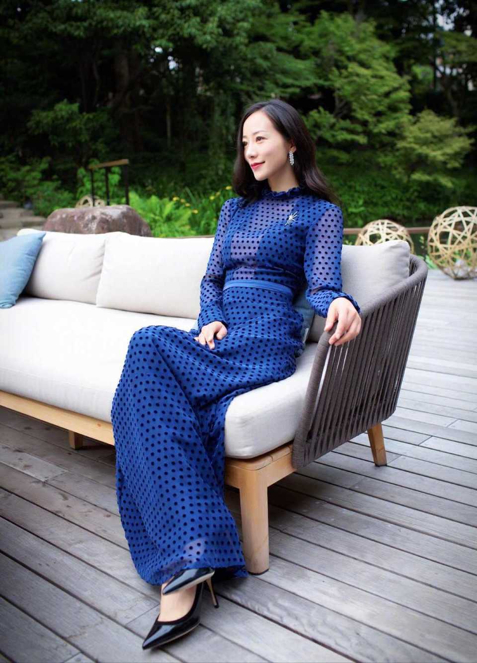 韩雪结婚了?被拍到和丈夫万山外出聚餐,两人还有一个可爱的女儿