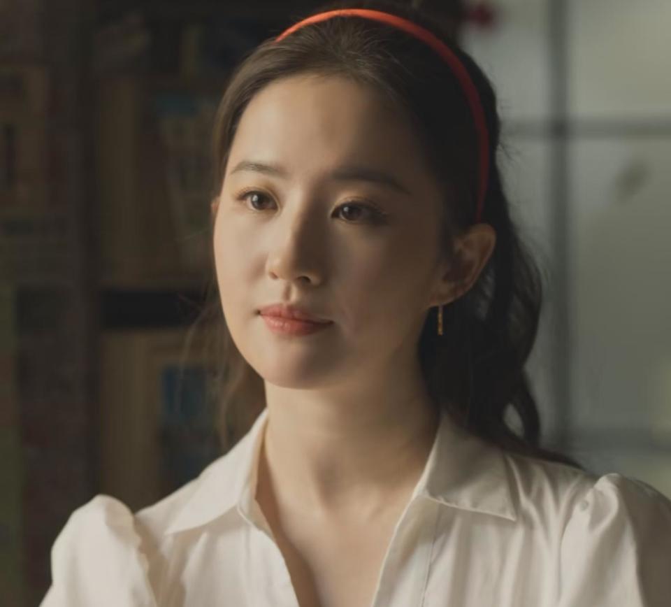 得知剧版的女主角是刘亦菲(女主改名为黄亦玫),还有一众帅哥作陪时,我