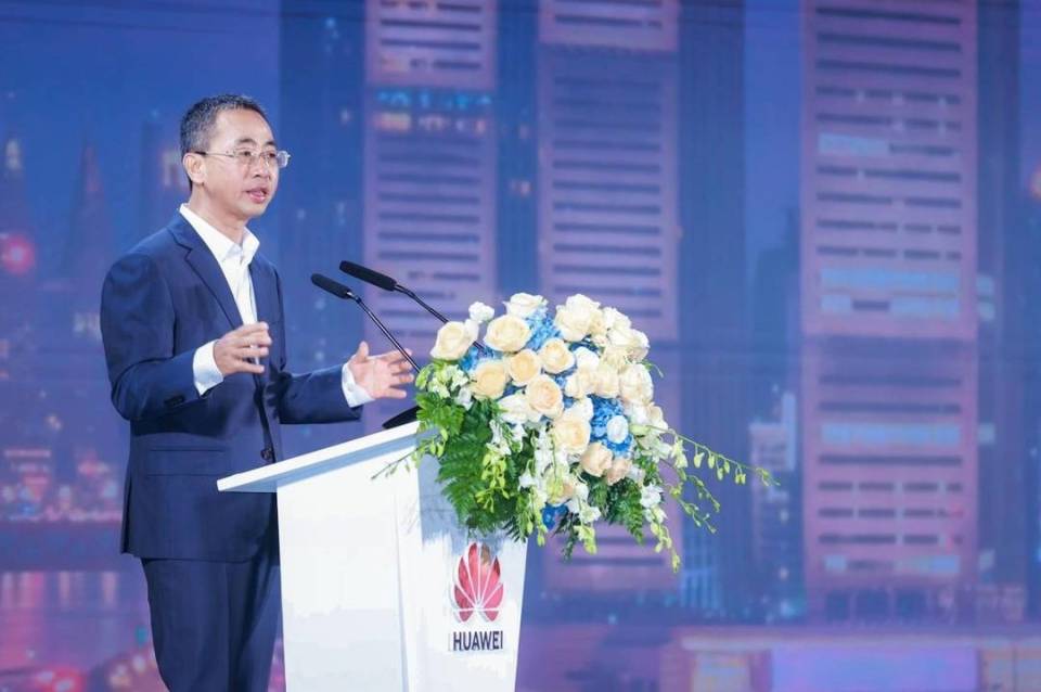 全国充电行业专家齐聚重庆，共同探讨“城市一张网”商业实践丨封面天天见_腾讯新闻