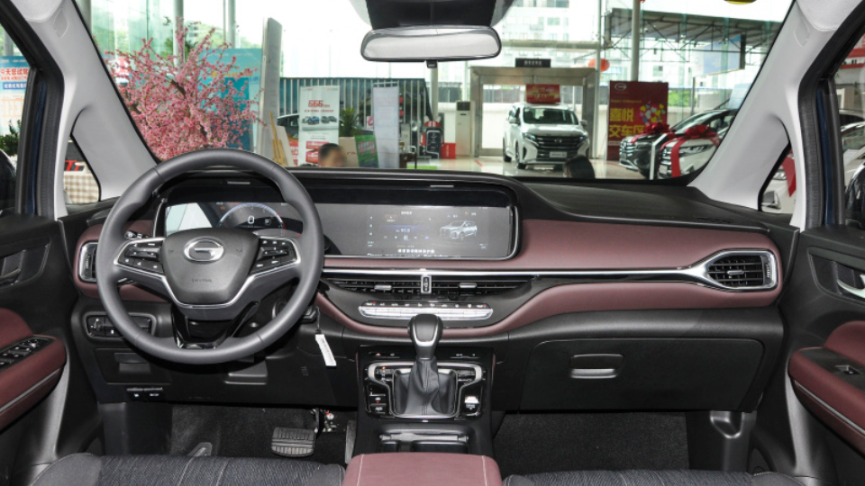 17万就能买到比亚迪电动mpv,但d1的亮点只有侧滑门?_腾讯新闻