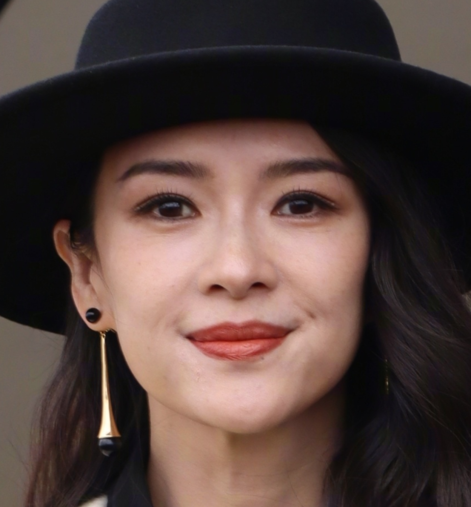 章子怡高圆圆同框,两人同岁状态却不同,高圆圆幸福肥明显